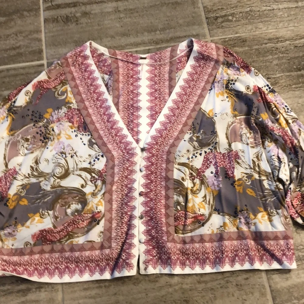 FREE PEOPLE Catch Me If You Can Blouse Top / Small